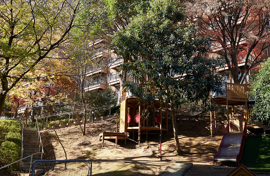 広尾とは思えない！豊かな自然と広大な敷地