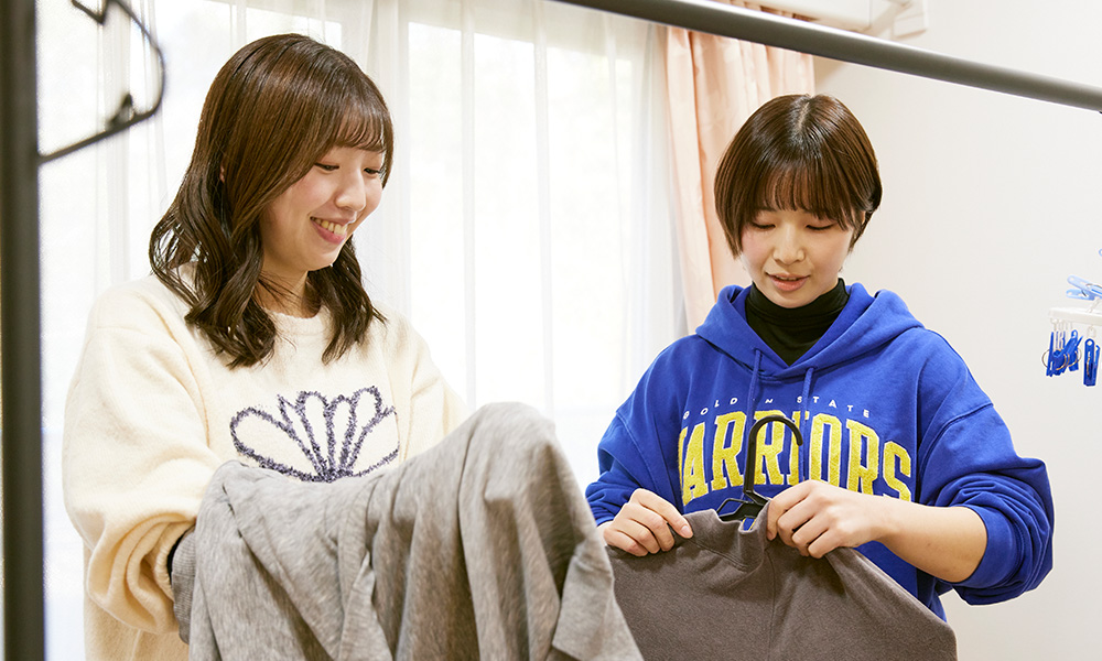 こどもと職員の1日のイメージ 9:00