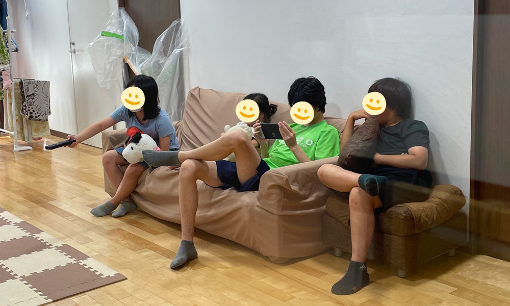 こどもと職員の1日のイメージ 19:00