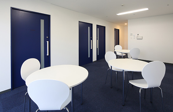 内観・外観のイメージ スタッフラウンジ